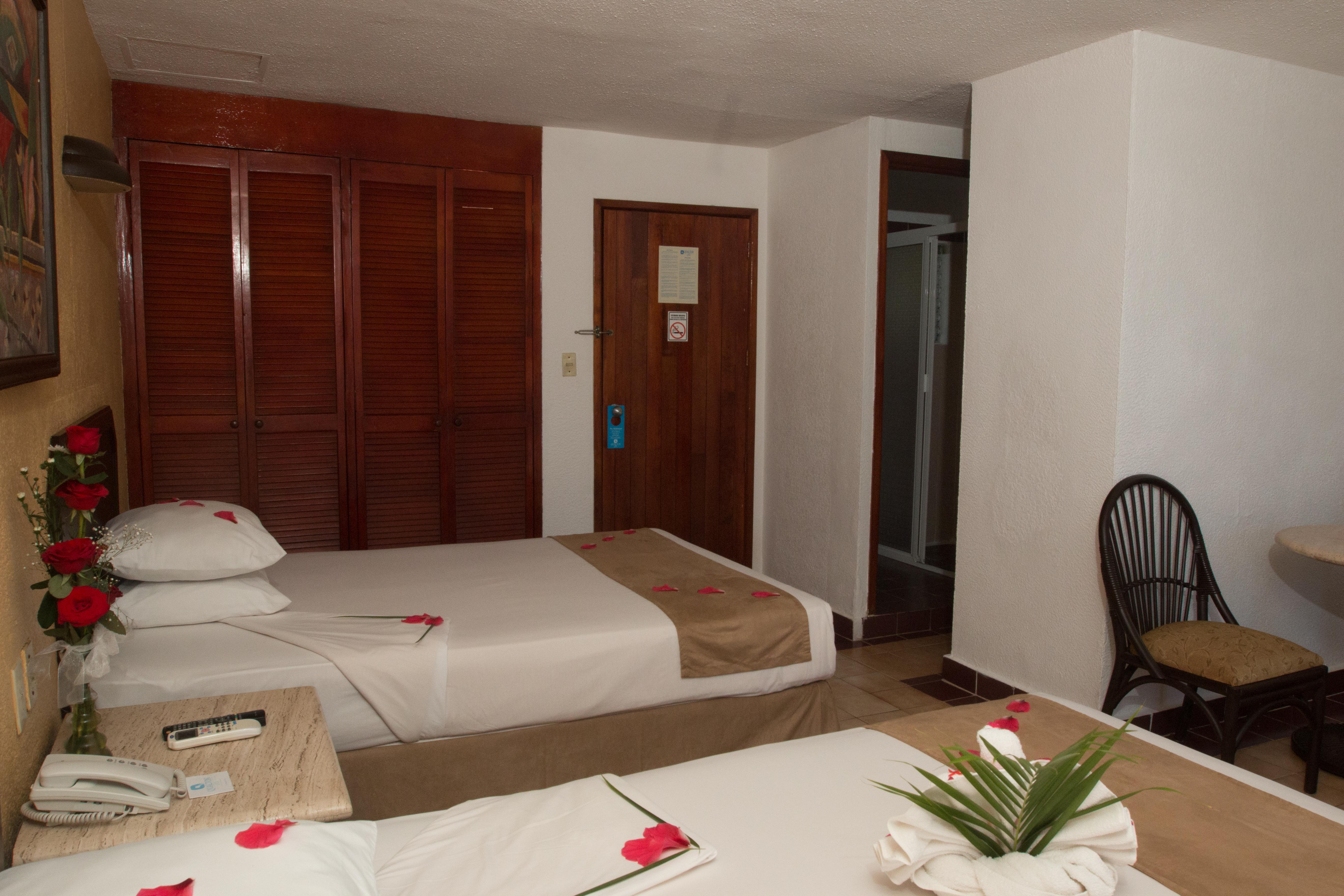 Qualton Club Ixtapa All Inclusive Exterior foto