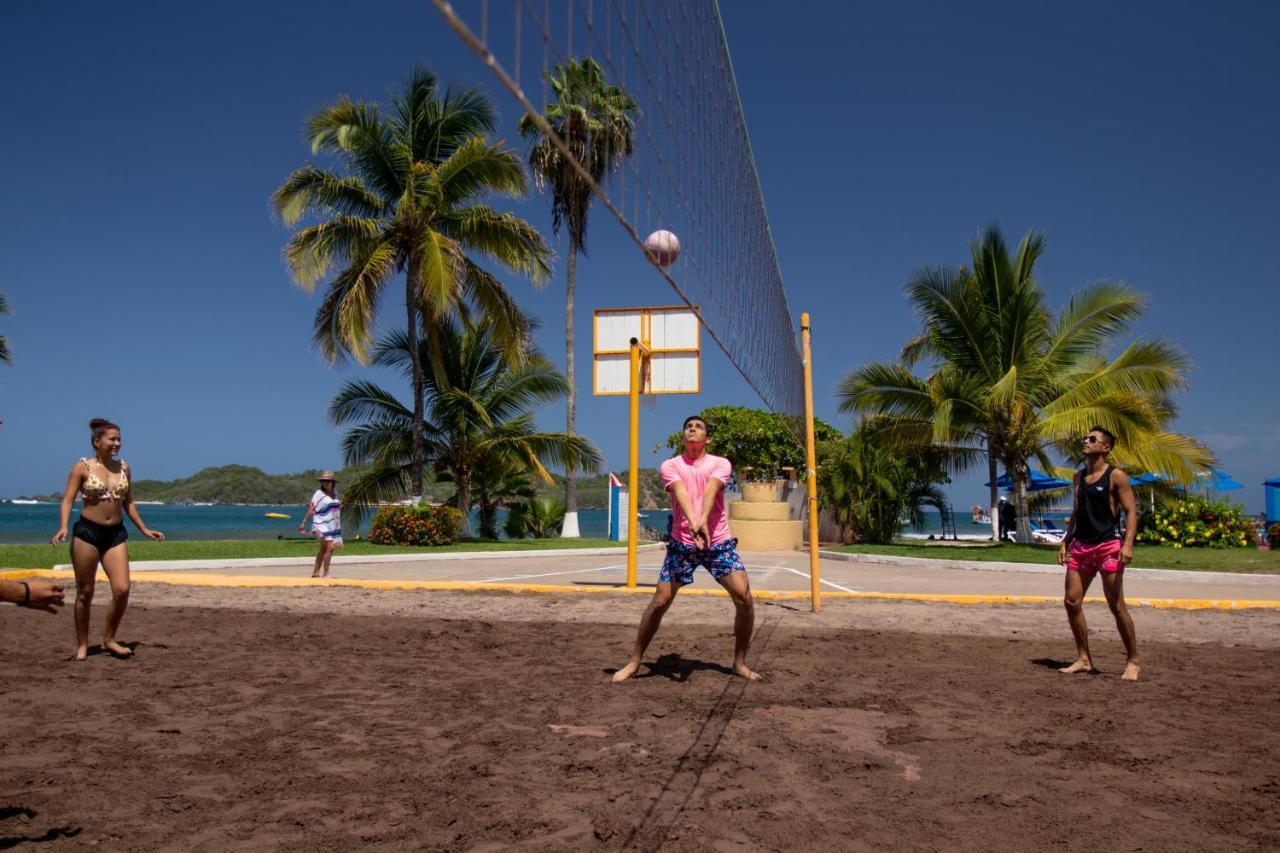 Qualton Club Ixtapa All Inclusive Exterior foto
